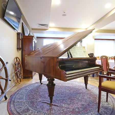 Guest house Tade