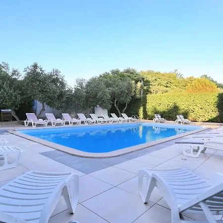 招待所 Tade Debeljak